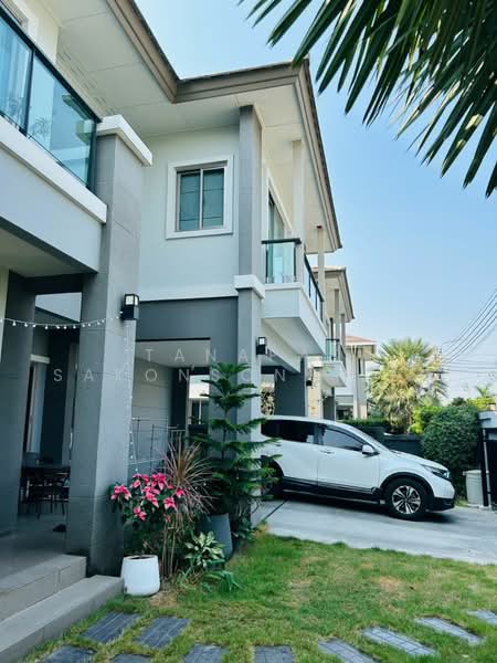 The Palm Krungthep Kreetha-Wongwaen, Bangkok, 29 Krungthep Kreetha Road, Saphan Sung, Bangkok, 5 Bedrooms, 222 sqm, Single Detached House For Sale, by Tanapat Sakonsontised, 500469715 - DDproperty.com