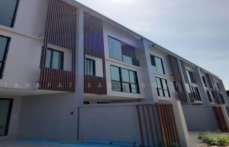 ทาวน์เฮ้าส์ 4-ห้องนอน, กรุงเทพ, ดอกไม้, ประเวศ, กรุงเทพ, 150 ตร.ม., ทาวน์เฮ้าส์ ขาย, โดย Tanapat Sakonsontised, 500469720 - DDproperty.com