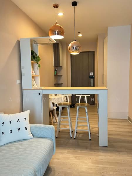 Centric Ratchada-Huai Khwang, Bangkok, Ratchadapisek Road, Huai Khwang, Bangkok, 2 Bedrooms, 51 sqm, Condo For Rent, by Vichai Annavakulthorn, 500469723 - DDproperty.com