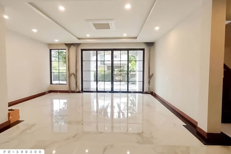 Laddarom Elegance Ratchaphruk-Rattanathibet, Nonthaburi, Ratchapruek Road, Om Kret, Pak Kret, Nonthaburi, 4 Bedrooms, 520 sqm, Single Detached House For Sale, by Benchawarin Pakkawetppisit, 500469728 - DDproperty.com