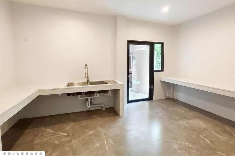 Laddarom Elegance Ratchaphruk-Rattanathibet, Nonthaburi, Ratchapruek Road, Om Kret, Pak Kret, Nonthaburi, 4 Bedrooms, 520 sqm, Single Detached House For Sale, by Benchawarin Pakkawetppisit, 500469728 - DDproperty.com