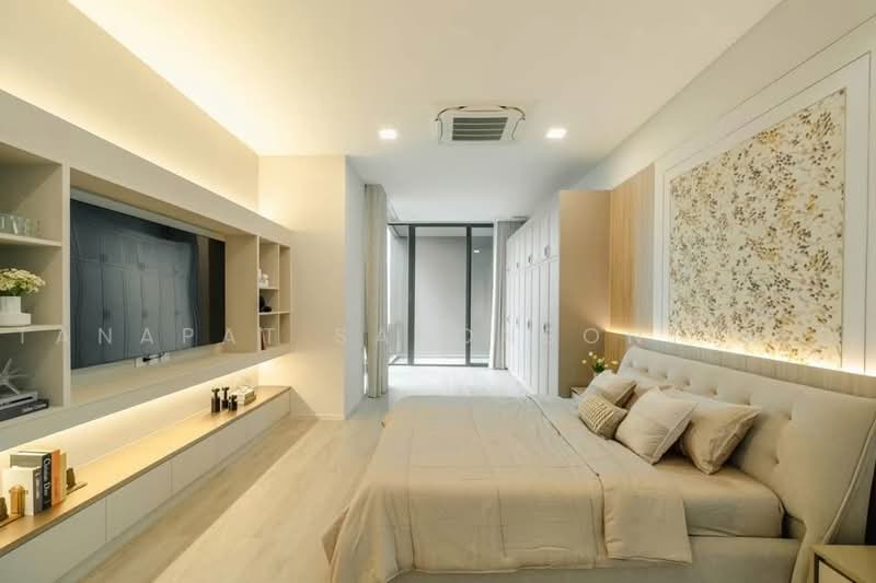 VIVE Krungthep Kreetha, Bangkok, Krungthep Kreetha Road, Saphan Sung, Bangkok, 4 Bedrooms, 421 sqm, Single Detached House For Sale, by Tanapat Sakonsontised, 500469746 - DDproperty.com