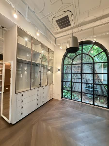 Office Building for Rent in Prime Thong Lo Location (SPSJP569), Bangkok, ทองหล่อ17, Khlong Tan Nua, Watthana, Bangkok, , 1,000 sqm, Office Space For Rent, by Khun Jane, 500469760 - DDproperty.com