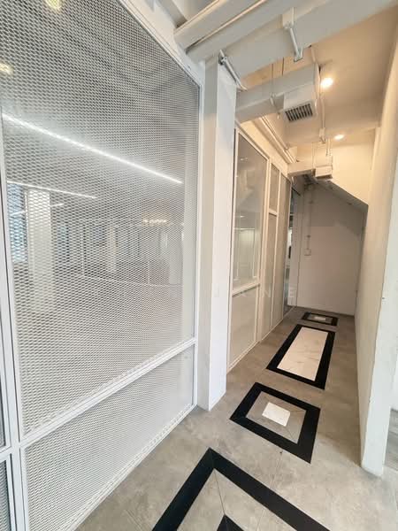 Office Building for Rent in Prime Thong Lo Location (SPSJP569), Bangkok, ทองหล่อ17, Khlong Tan Nua, Watthana, Bangkok, , 1,000 sqm, Office Space For Rent, by Khun Jane, 500469760 - DDproperty.com