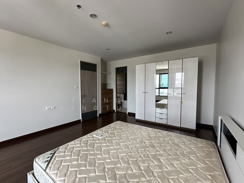 Supalai Lite Ratchada-Naradhiwas, Bangkok, Ratchadaphisek Road, Chong Nonsi, Yan Nawa, Bangkok, 1 Bedroom, 70 sqm, Condo For Rent, by Piangphet Saengtuangkit, 500469771 - DDproperty.com