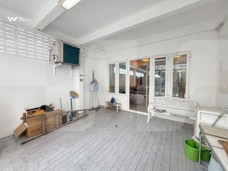 4-Story Townhome in Soi Sathorn9, Bangkok, นราธิวาสราชนครินทร์, Yan Nawa, Sathon, Bangkok, 3 Bedrooms, 300 sqm, Townhouse For Sale, by Ratchawan Huang, 500469780 - DDproperty.com