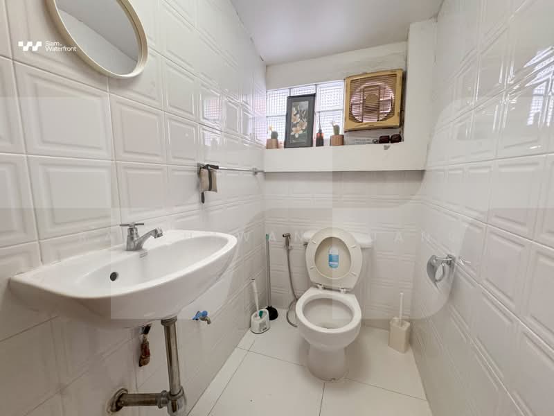 4-Story Townhome in Soi Sathorn9, Bangkok, นราธิวาสราชนครินทร์, Yan Nawa, Sathon, Bangkok, 3 Bedrooms, 300 sqm, Townhouse For Sale, by Ratchawan Huang, 500469780 - DDproperty.com