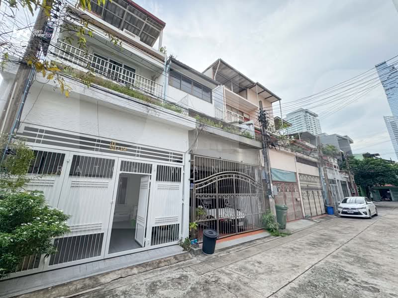 ทาวน์โฮม ซ.สาทร9-ซ.นราธิวาสราชนครินทร์4, กรุงเทพ, นราธิวาสราชนครินทร์, ยานนาวา, สาทร, กรุงเทพ, 300 ตร.ม., ทาวน์เฮ้าส์ ขาย, โดย Ratchawan Huang, 500469780 - DDproperty.com