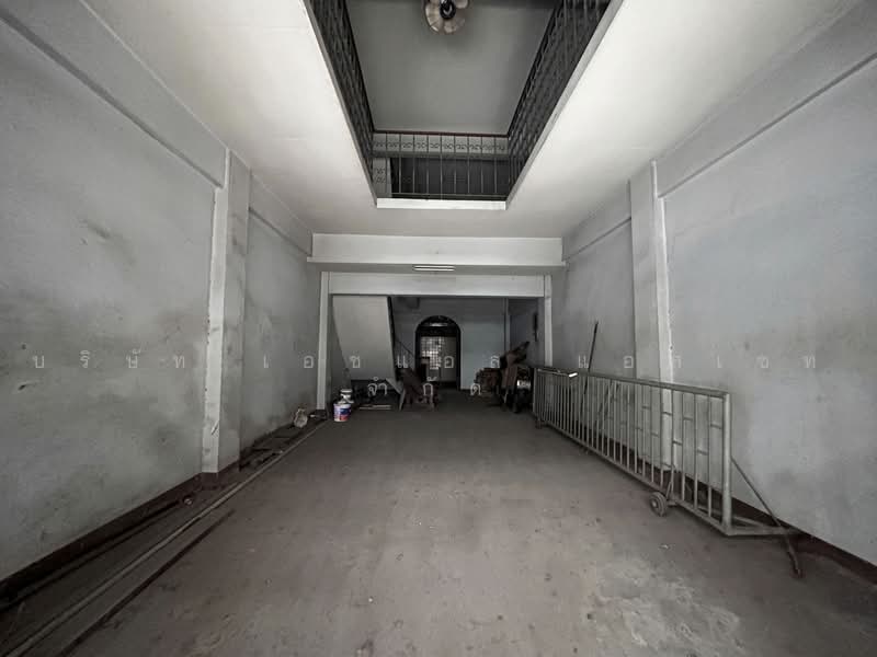 ตึกแถว 4.5 ชั้น ตรอก สองพระ บางรัก กรุงเทพ, Bangkok, Maha Phrutharam, Bang Rak, Bangkok, , 192 sqm, Shophouse For Sale, by บริษัท เอชแอล แอสเซท จำกัด, 500469795 - DDproperty.com