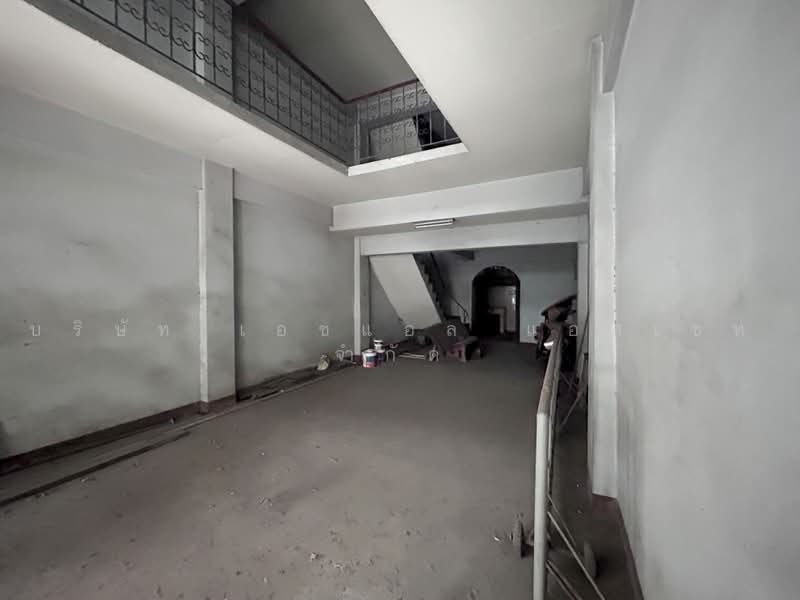 ตึกแถว 4.5 ชั้น ตรอก สองพระ บางรัก กรุงเทพ, Bangkok, Maha Phrutharam, Bang Rak, Bangkok, , 192 sqm, Shophouse For Sale, by บริษัท เอชแอล แอสเซท จำกัด, 500469795 - DDproperty.com