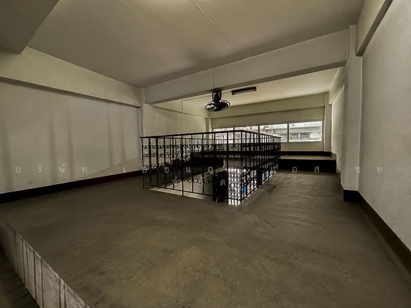 ตึกแถว 4.5 ชั้น ตรอก สองพระ บางรัก กรุงเทพ, Bangkok, Maha Phrutharam, Bang Rak, Bangkok, , 192 sqm, Shophouse For Sale, by บริษัท เอชแอล แอสเซท จำกัด, 500469795 - DDproperty.com