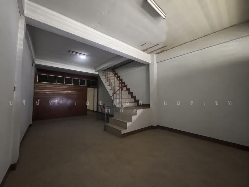 ตึกแถว 4.5 ชั้น ตรอก สองพระ บางรัก กรุงเทพ, Bangkok, Maha Phrutharam, Bang Rak, Bangkok, , 192 sqm, Shophouse For Sale, by บริษัท เอชแอล แอสเซท จำกัด, 500469795 - DDproperty.com