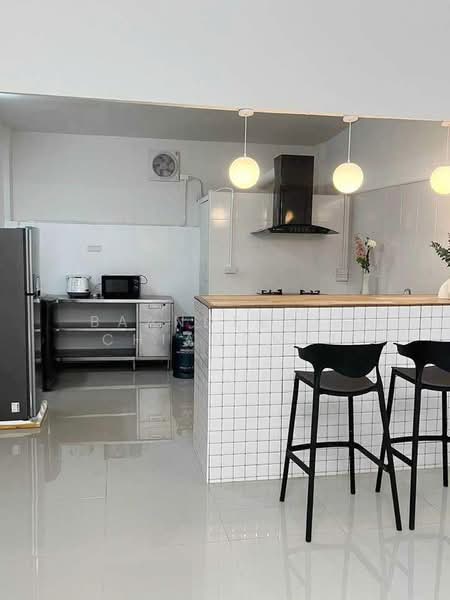 Townhome for rent near 89 Plaza, Chiang Mai Rental Price: 15,000 THB / month Property ID: No.15H896, Chiang Mai, Nong Hoi, Muang Chiang Mai, Chiang Mai, 2 Bedrooms, 110 sqm, Townhouse For Rent, by Baandeedee Chiangmai, 500469796 - DDproperty.com