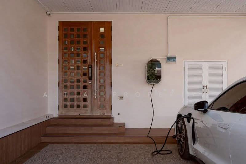 The Boulevard Sriracha, Chon Buri (Pattaya), Sriracha-Nongyaibu Road, Surasak, Si Racha, Chon Buri (Pattaya), 5 Bedrooms, 352 sqm, Single Detached House For Sale, by A.T.A. Property, 500469825 - DDproperty.com