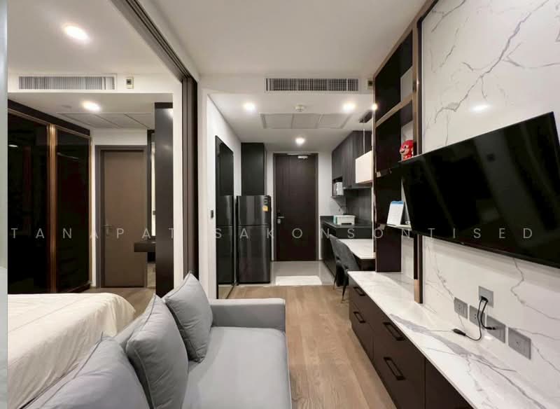 ASHTON Chula-Silom, Bangkok, Rama 4 Road, Si Phraya, Bang Rak, Bangkok, 1 Bedroom, 35 sqm, Condo For Sale, by Tanapat Sakonsontised, 500469838 - DDproperty.com