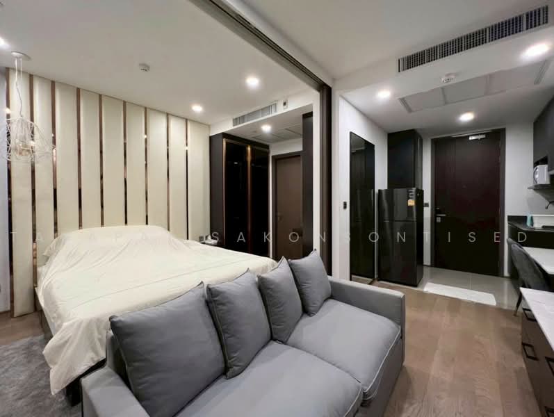 ASHTON Chula-Silom, Bangkok, Rama 4 Road, Si Phraya, Bang Rak, Bangkok, 1 Bedroom, 35 sqm, Condo For Sale, by Tanapat Sakonsontised, 500469838 - DDproperty.com