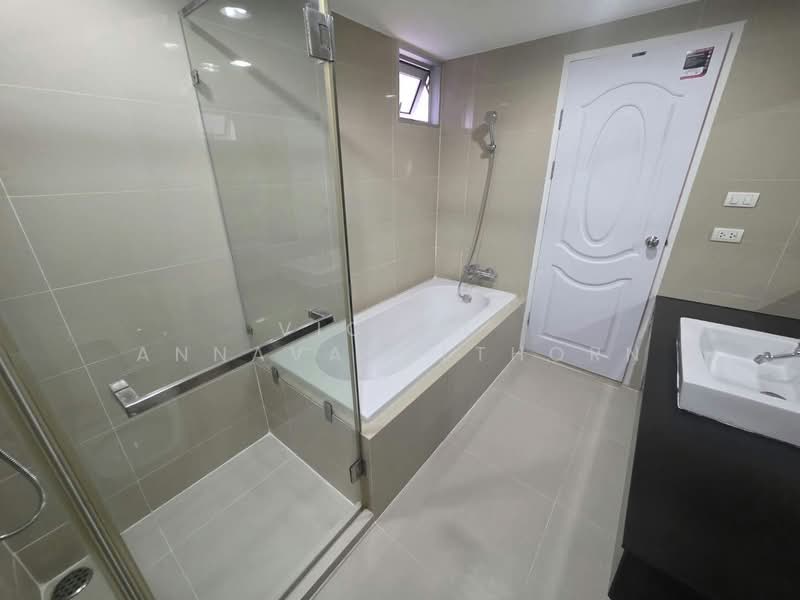 Belle Grand Rama 9, Bangkok, 131 Rama 9 Road, Huai Khwang, Bangkok, 3 Bedrooms, 101 sqm, Condo For Rent, by Vichai Annavakulthorn, 500469840 - DDproperty.com
