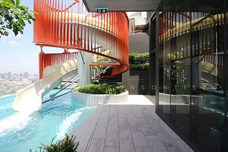 XT Huaikhwang, Bangkok, 244 Ratchadaphisek Road, Huai Khwang, Bangkok, 1 Bedroom, 35 sqm, Condo For Sale, by Tanapat Sakonsontised, 500469841 - DDproperty.com