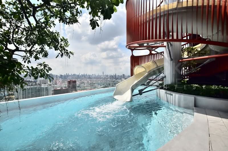 XT Huaikhwang, Bangkok, 244 Ratchadaphisek Road, Huai Khwang, Bangkok, 1 Bedroom, 35 sqm, Condo For Sale, by Tanapat Sakonsontised, 500469841 - DDproperty.com