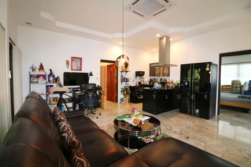 Muang Udon Thani, Udon Thani, Nong Bua, Muang Udon Thani, Udon Thani, 3 Bedrooms, 150 sqm, Semi-Detached House (Twin House) For Sale, by วีรภัทรา ดาร์เปอร์, 500469843 - DDproperty.com