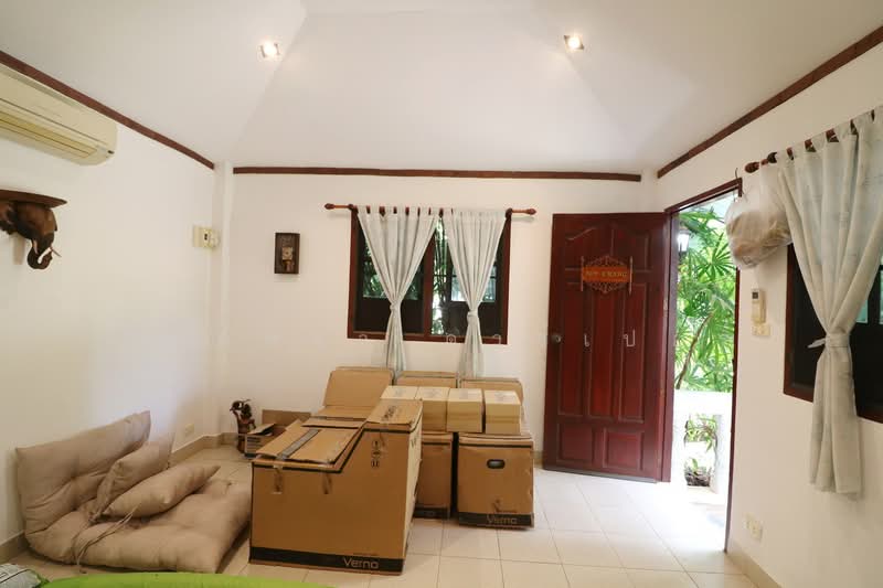 Muang Udon Thani, Udon Thani, Nong Bua, Muang Udon Thani, Udon Thani, 3 Bedrooms, 150 sqm, Semi-Detached House (Twin House) For Sale, by วีรภัทรา ดาร์เปอร์, 500469843 - DDproperty.com