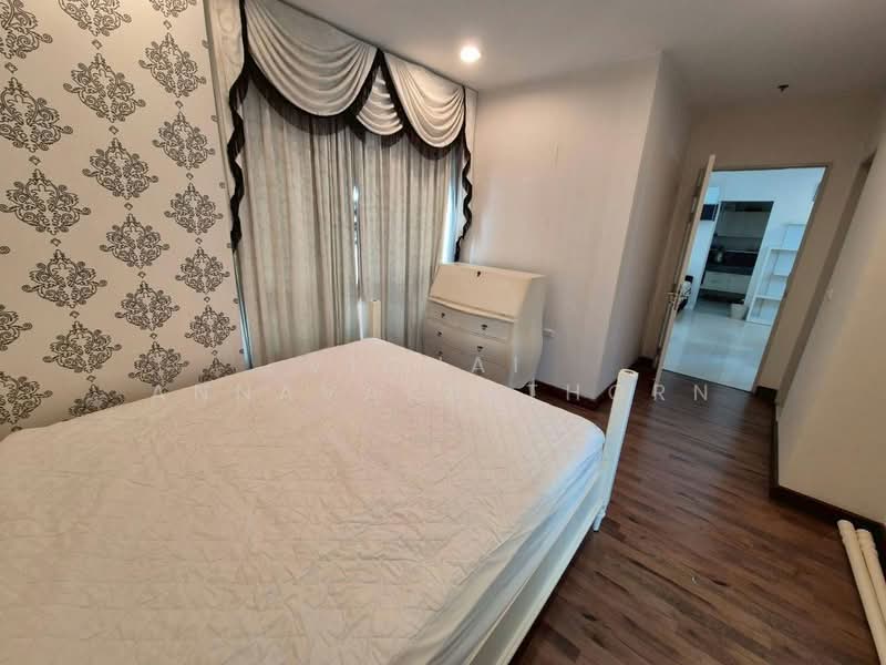 Q House Condo Sathorn, Bangkok, Thonburi Road, Khlong Ton Sai, Khlong San, Bangkok, 2 Bedrooms, 65 sqm, Condo For Rent, by Vichai Annavakulthorn, 500469844 - DDproperty.com