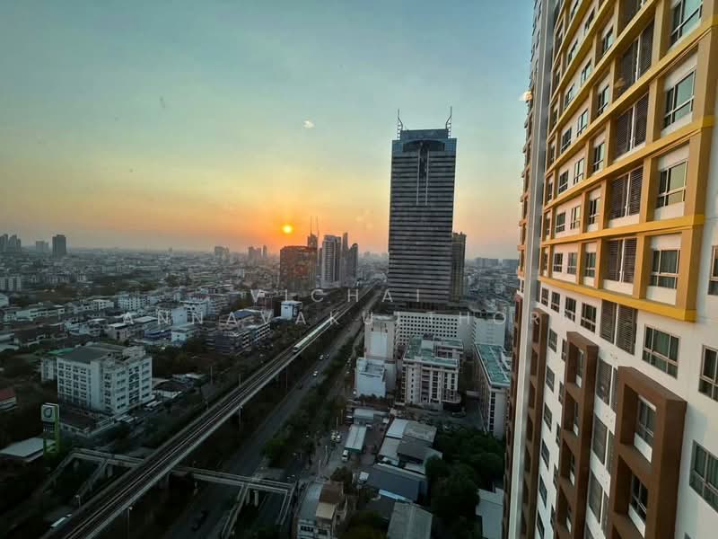 Q House Condo Sathorn, Bangkok, Thonburi Road, Khlong Ton Sai, Khlong San, Bangkok, 2 Bedrooms, 65 sqm, Condo For Rent, by Vichai Annavakulthorn, 500469844 - DDproperty.com