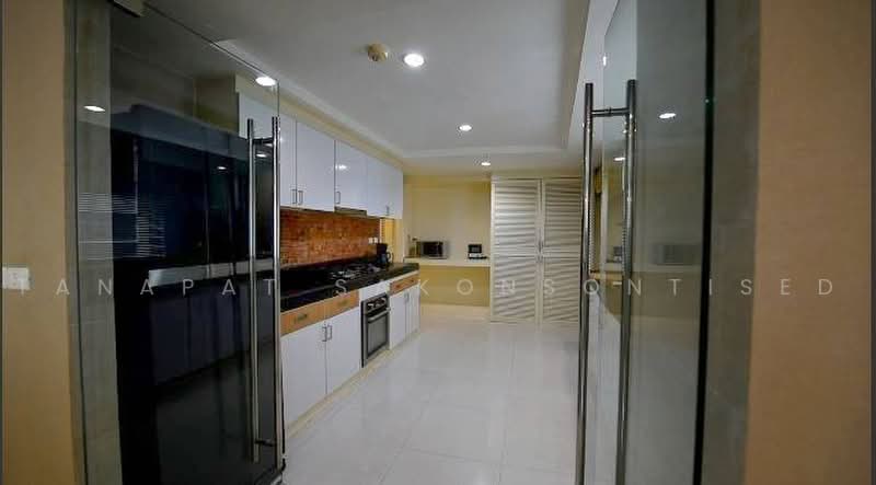 President Park Sukhumvit 24, Bangkok, 99 Sukhumvit 24 Alley, Khlongtoei Nua, Watthana, Bangkok, 3 Bedrooms, 265 sqm, Condo For Sale, by Tanapat Sakonsontised, 500469849 - DDproperty.com