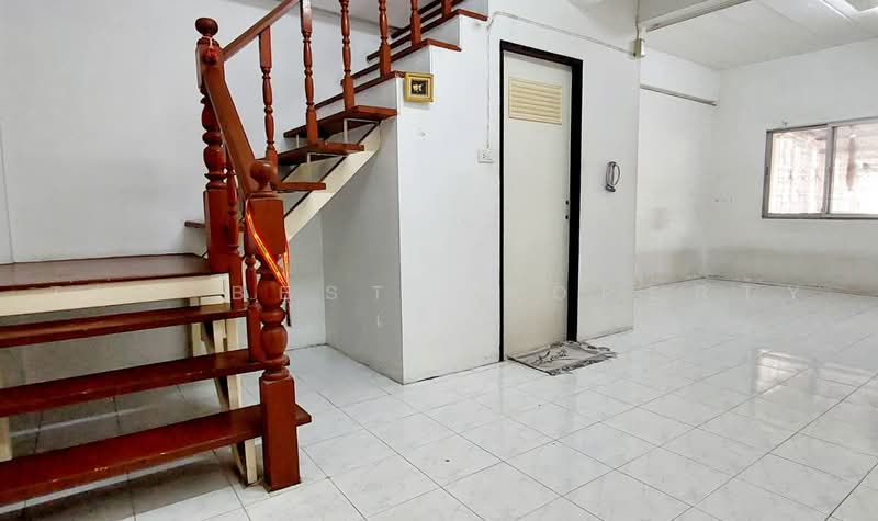 Sap Din Thong Namdaeng, Samut Prakan, Thepharak Road, Thepharak, Muang Samut Prakarn, Samut Prakan, 2 Bedrooms, 100 sqm, Townhouse For Sale, by The Best Property เล็ก, 500469856 - DDproperty.com