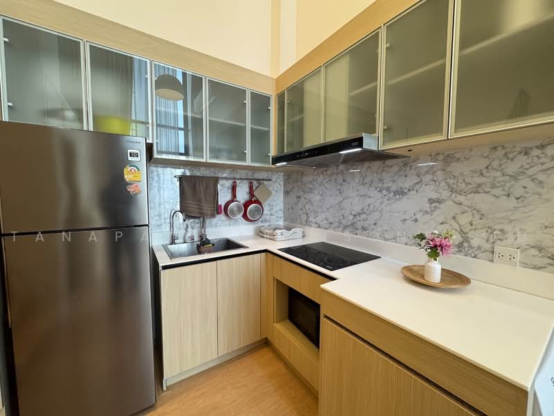 Maru Ekkamai 2, Bangkok, 70-5 Sukhumvit 63 Road, Phra Kanong Nua, Watthana, Bangkok, 2 Bedrooms, 45 sqm, Condo For Sale, by Tanapat Sakonsontised, 500469857 - DDproperty.com