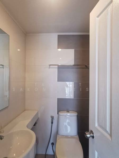 Lumpini Place Rama 4-Kluaynamthai, Bangkok, 4004 Rama 4 Road, Phra Kanong, Khlong Toei, Bangkok, 2 Bedrooms, 56 sqm, Condo For Sale, by Tanapat Sakonsontised, 500469864 - DDproperty.com