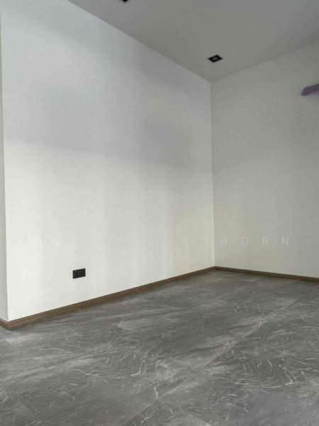 Ther Ladprao 93, Bangkok, Lat Phrao Road, Khlong Chaokhun Sing, Wang Thonglang, Bangkok, 3 Bedrooms, 198 sqm, Townhouse For Rent, by Vichai Annavakulthorn, 500469894 - DDproperty.com