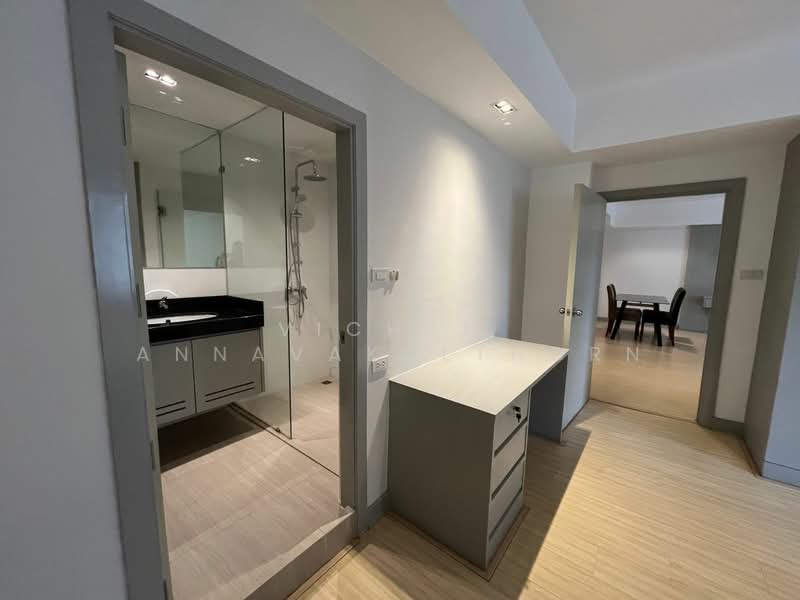 Villa Bajaj, Bangkok, Soi Sukhumvit 19, Khlongtoei Nua, Watthana, Bangkok, 2 Bedrooms, 160 sqm, Condo For Rent, by Vichai Annavakulthorn, 500469900 - DDproperty.com