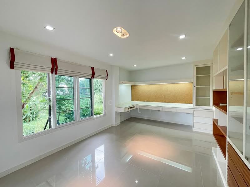 undefined, Bangkok, Bang Chak, Phasi Charoen, Bangkok, 5 Bedrooms, 300 sqm, Townhouse For Rent, by Vichai Annavakulthorn, 500469921 - DDproperty.com