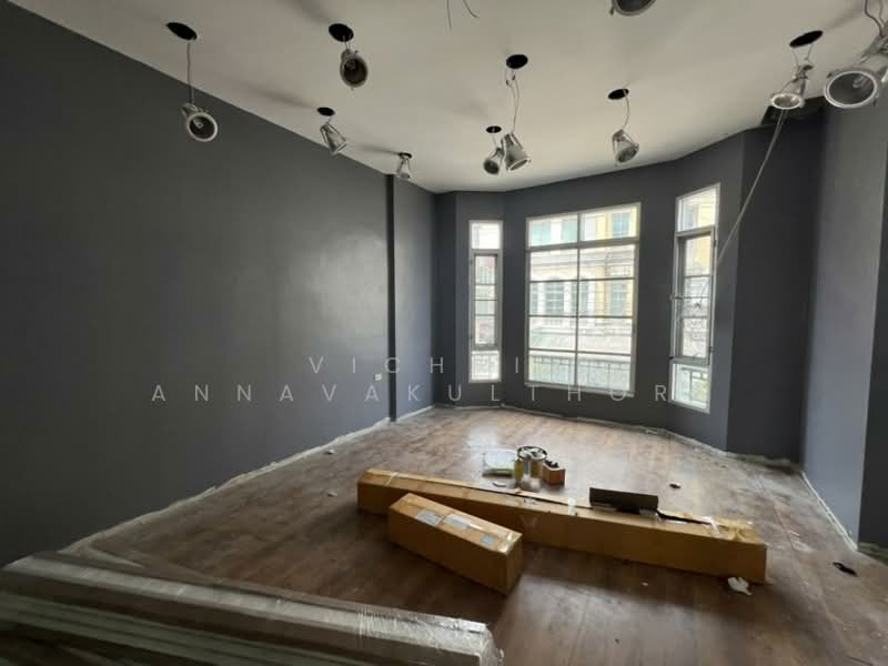 4-BR Townhouse, Bangkok, Lat Yao, Chatuchak, Bangkok, 4 Bedrooms, 300 sqm, Townhouse For Rent, by Vichai Annavakulthorn, 500469925 - DDproperty.com