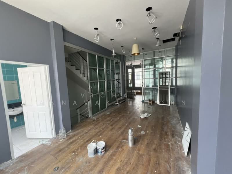 4-BR Townhouse, Bangkok, Lat Yao, Chatuchak, Bangkok, 4 Bedrooms, 300 sqm, Townhouse For Rent, by Vichai Annavakulthorn, 500469925 - DDproperty.com