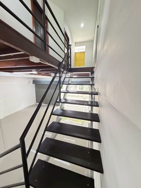 อาคารพาณิชย์ ให้เช่า ใกล้บีทีเอส บางจาก 200 เมตร (SPSJP570), กรุงเทพ, สุขุมวิท60, บางจาก, พระโขนง, กรุงเทพ, 96 ตร.ม., ตึกแถว-อาคารพาณิชย์ ให้เช่า, โดย Khun Jane, 500469937 - DDproperty.com