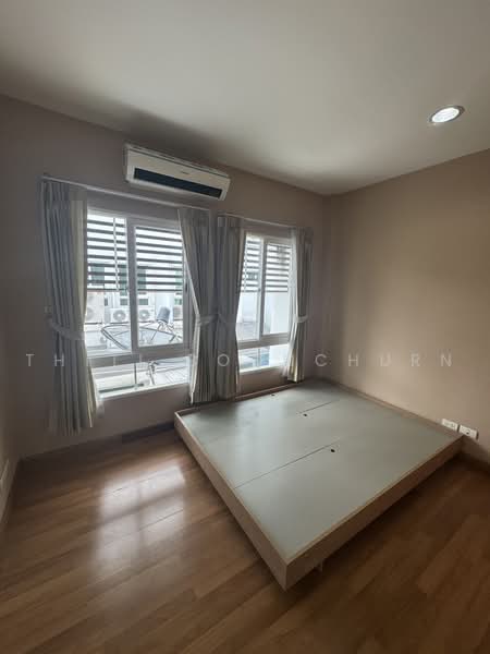 Baan Klang Muang Urbanion Rama 9-Ladprao : บ้านกลางเมือง เออร์บาเนี่ยน พระราม 9-ลาดพร้าว, กรุงเทพ, ซอยลาดพร้าว 84 ถนนลาดพร้าว, วังทองหลาง, กรุงเทพ, 180 ตร.ม., ทาวน์เฮ้าส์ ให้เช่า, โดย Thiti Boonchurn, 500469949 - DDproperty.com