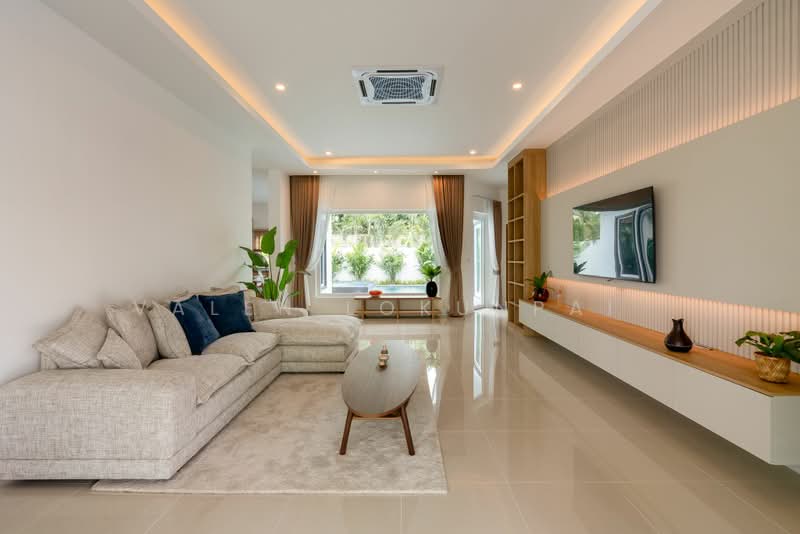 undefined, Chon Buri (Pattaya), Poong, Bang Lamung (Pattaya), Chon Buri (Pattaya), 3 Bedrooms, 209 sqm, Single Detached House For Sale, by Valen Lokunpai , 500469961 - DDproperty.com