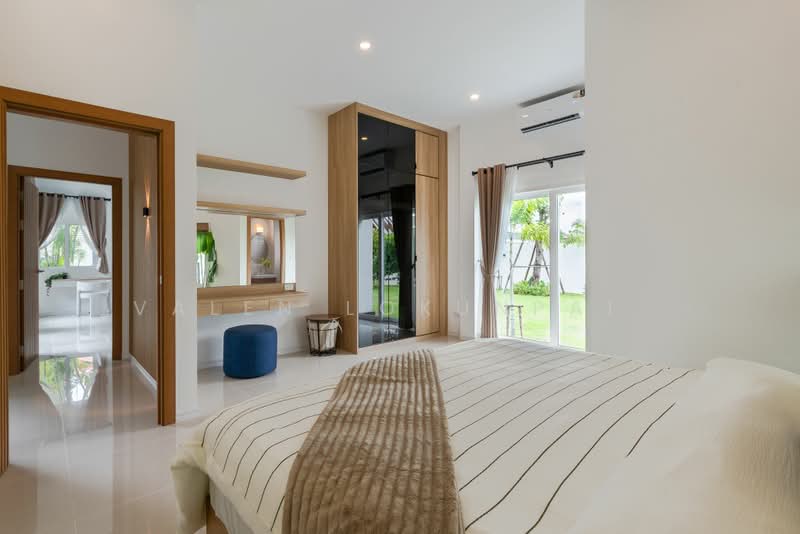 undefined, Chon Buri (Pattaya), Poong, Bang Lamung (Pattaya), Chon Buri (Pattaya), 3 Bedrooms, 209 sqm, Single Detached House For Sale, by Valen Lokunpai , 500469961 - DDproperty.com