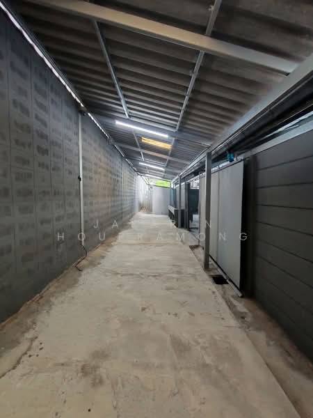 ให้เช่าโกดัง สะพานใหม่ รามอินทรา บางเขน กรุงเทพ, Bangkok, Anusaowari, Bang Khen, Bangkok, , 750 sqm, Warehouse/Factory For Rent, by Jakarin Houpramong, 500469971 - DDproperty.com