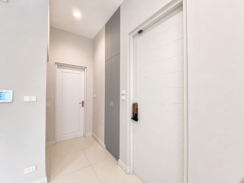 Bangkok Boulevard Sathorn-Pinklao 2, Nonthaburi, Bang Kruai-Chong Thanom Road, Mahasawat, Bang Kruai, Nonthaburi, 4 Bedrooms, 248 sqm, Single Detached House For Sale, by ณัฐยา ศิริฐานนท์, 500469989 - DDproperty.com