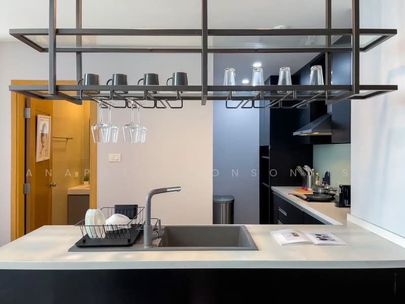 The Empire Place, Bangkok, 88 Narathiwatratchanakharin Road, Thung Maha Mek, Sathon, Bangkok, 2 Bedrooms, 110 sqm, Condo For Rent, by Tanapat Sakonsontised, 500469991 - DDproperty.com