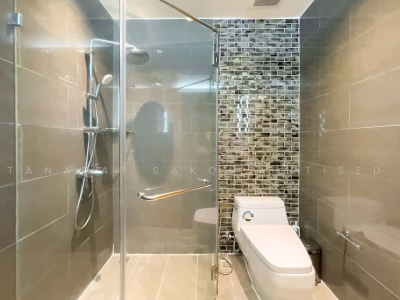 The Empire Place, Bangkok, 88 Narathiwatratchanakharin Road, Thung Maha Mek, Sathon, Bangkok, 2 Bedrooms, 110 sqm, Condo For Rent, by Tanapat Sakonsontised, 500469991 - DDproperty.com