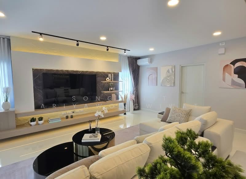 Centro Bangna, Samut Prakan, 111 Soi 3, Bang Kaeo, Bang Plee, Samut Prakan, 4 Bedrooms, 300 sqm, Single Detached House For Rent, by Songsatit Ariyawongwiwat, 500470054 - DDproperty.com