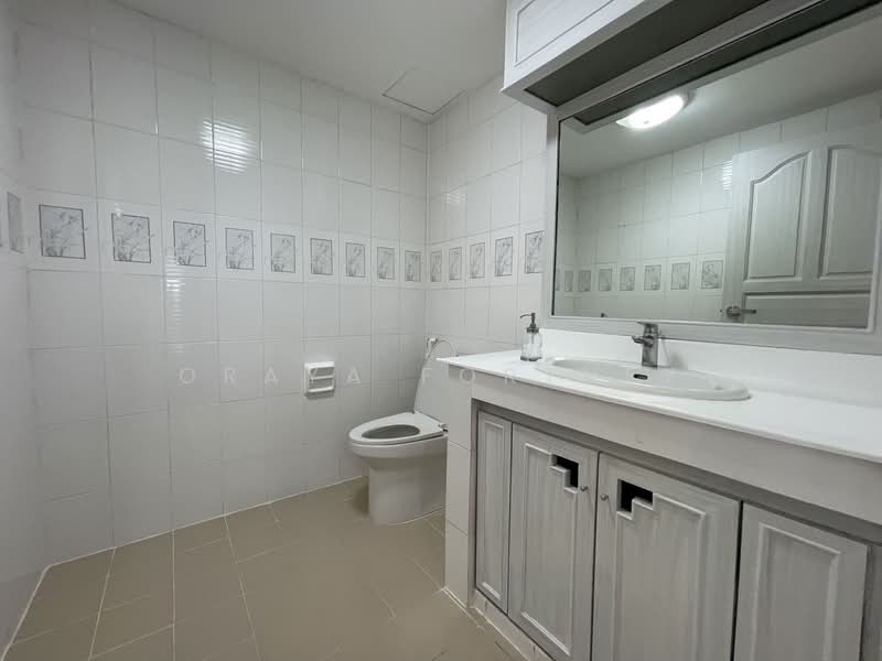 Sethiwan Mansion Sukhumvit 49, Bangkok, Soi Sukhumvit 49, Khlong Tan Nua, Watthana, Bangkok, 3 Bedrooms, 325 sqm, Condo For Rent, by Oraya Fortney, 500470062 - DDproperty.com