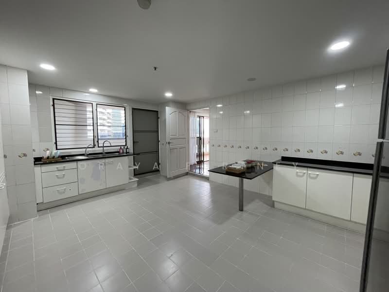 Sethiwan Mansion Sukhumvit 49, Bangkok, Soi Sukhumvit 49, Khlong Tan Nua, Watthana, Bangkok, 3 Bedrooms, 325 sqm, Condo For Rent, by Oraya Fortney, 500470062 - DDproperty.com