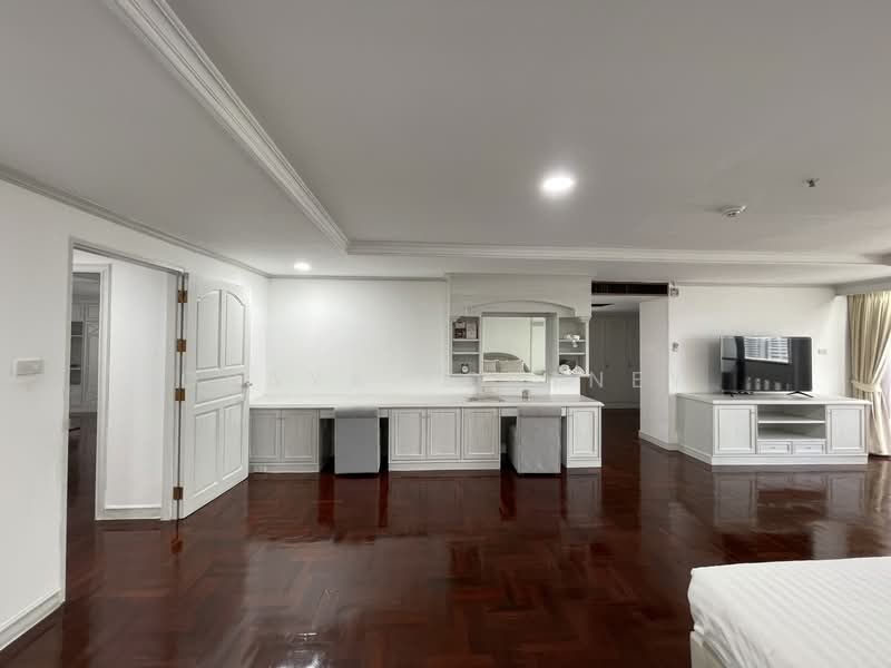 Sethiwan Mansion Sukhumvit 49, Bangkok, Soi Sukhumvit 49, Khlong Tan Nua, Watthana, Bangkok, 3 Bedrooms, 325 sqm, Condo For Rent, by Oraya Fortney, 500470062 - DDproperty.com