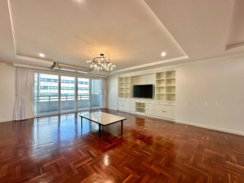 Wattana Heights : วัฒนา ไฮทส์ คอนโดมิเนียม, กรุงเทพ, ถนนสุขุมวิท, คลองเตยเหนือ, วัฒนา, กรุงเทพ, 300 ตร.ม., คอนโด ให้เช่า, โดย Bangkok Residential, 500470064 - DDproperty.com
