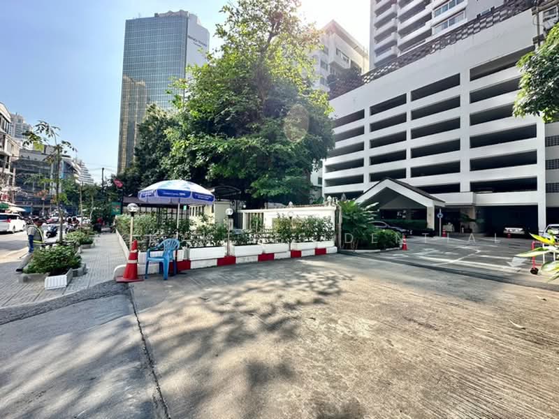 Wattana Heights : วัฒนา ไฮทส์ คอนโดมิเนียม, กรุงเทพ, ถนนสุขุมวิท, คลองเตยเหนือ, วัฒนา, กรุงเทพ, 300 ตร.ม., คอนโด ให้เช่า, โดย Bangkok Residential, 500470064 - DDproperty.com